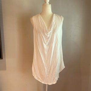 NWT. Summer sleeves less blouse